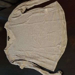 Womens Apt 9 long sleeved size medium